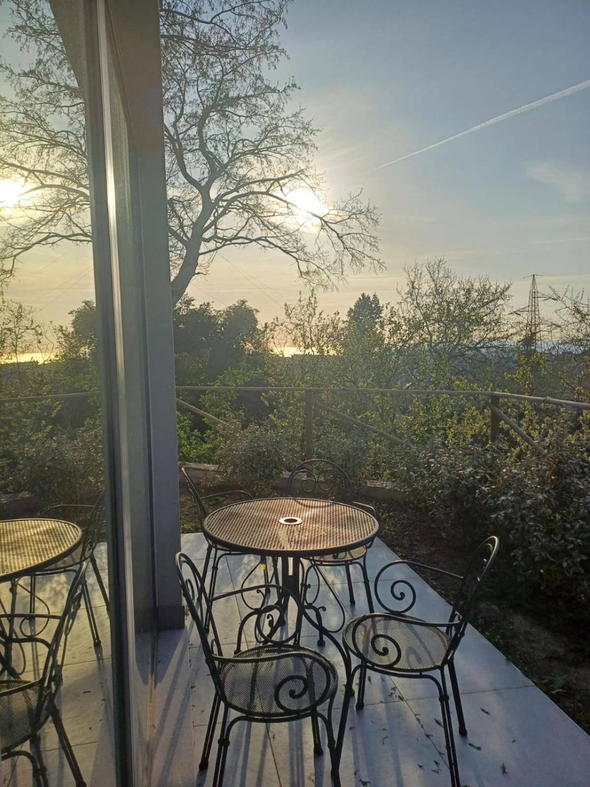 Casa Vacanze Montebello Trieste Luaran gambar